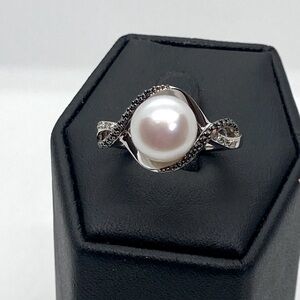 Vtg Sterling Silver Diamond & Freshwater Pearl Twisted Design Ring | Sz 6.75